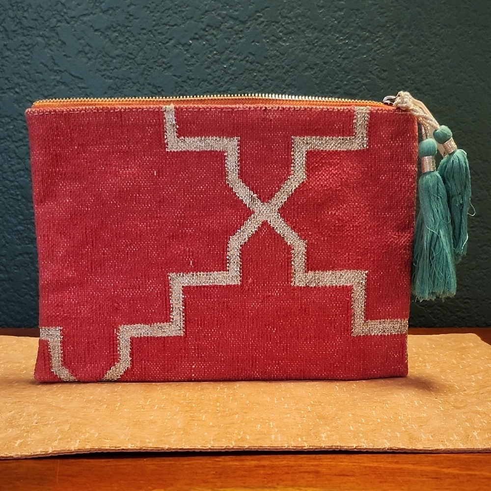 Palme D'Or Pink and Silver Geometric Clutch